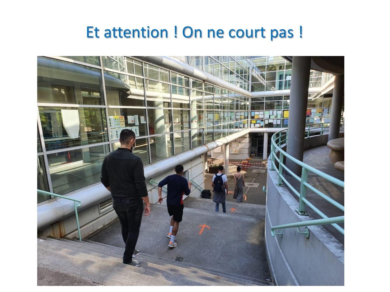 Aperçu du fichier PDF les-gestes-barrieres-au-college.pdf